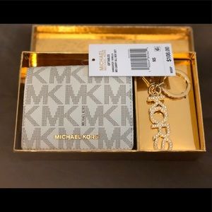 Michael Kors gift set.